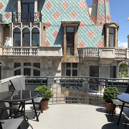 Cozy Studio On Europe Square Батуми Экстерьер фото